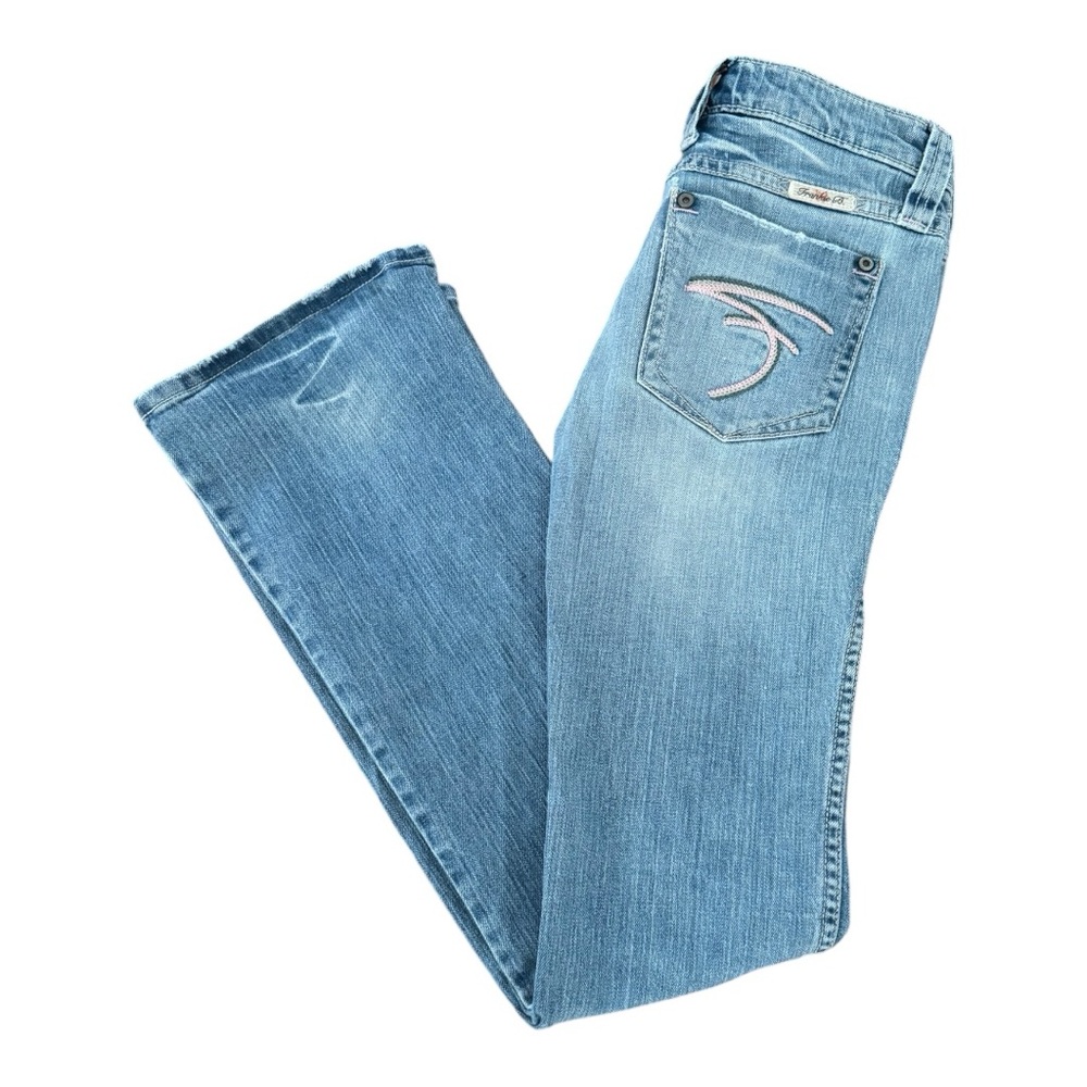 FRANKIE B. Vintage denim jeans sz 4. Pink “F” back pockets. 6” low rise -bootcut
